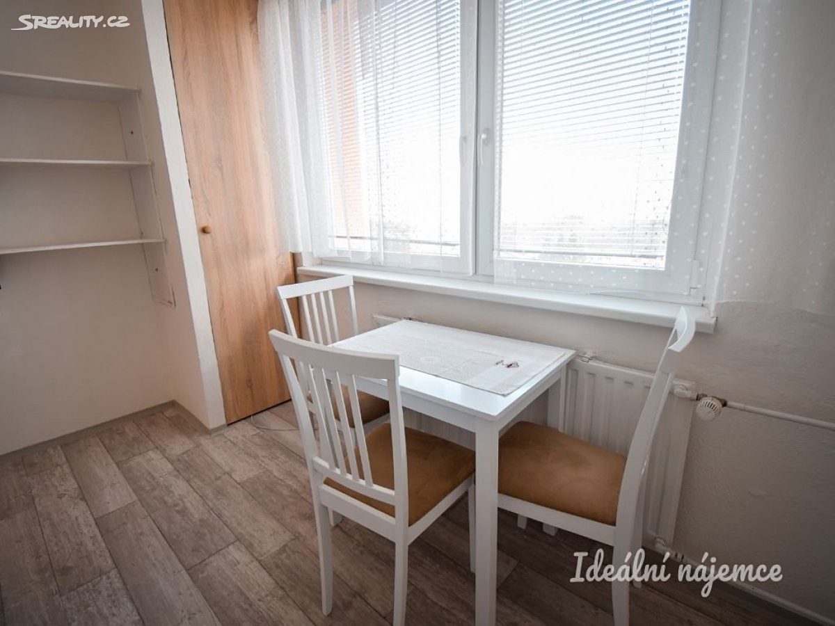 Pronájem bytu 1+1 32 m², Kamínky, Brno - Nový Lískovec