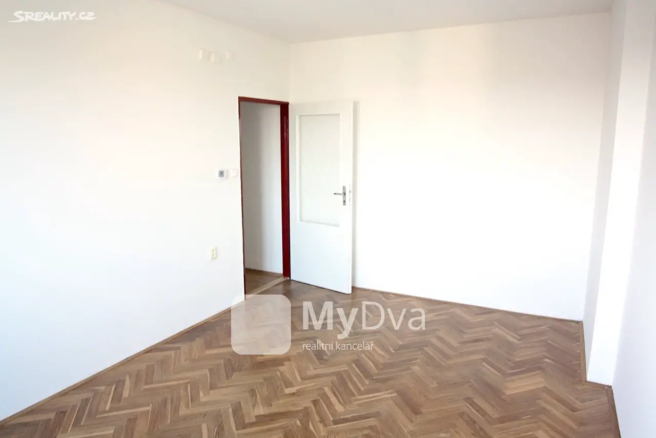 Pronájem bytu 2+1 56 m², Dyjákovice, okres Znojmo