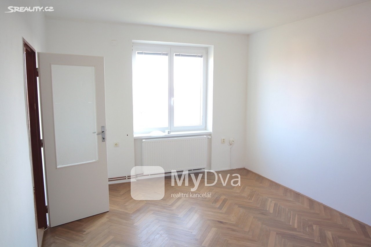 Pronájem bytu 2+1 56 m², Dyjákovice, okres Znojmo