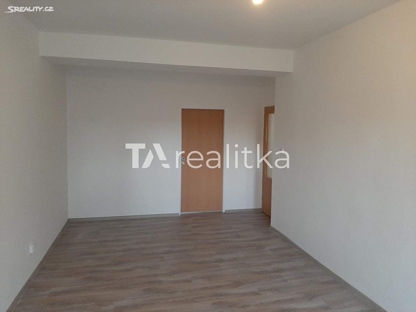 Pronájem bytu 2+1 56 m², Borovského, Karviná - Ráj