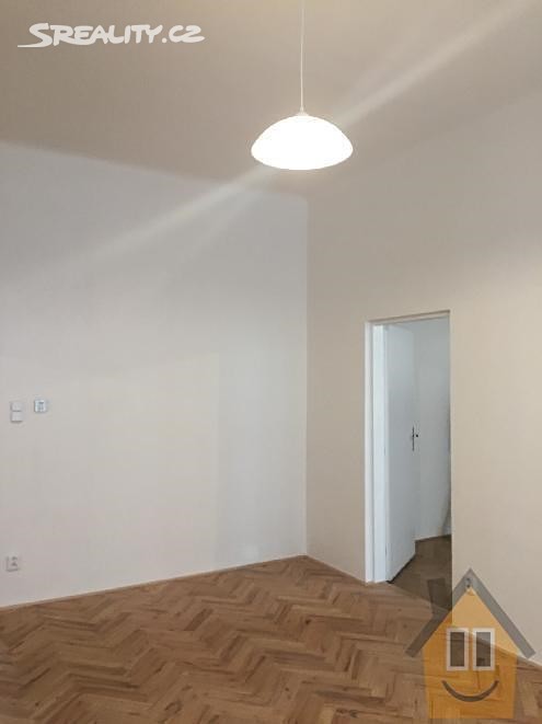 Pronájem bytu 4+1 95 m², Praha 3 - Žižkov