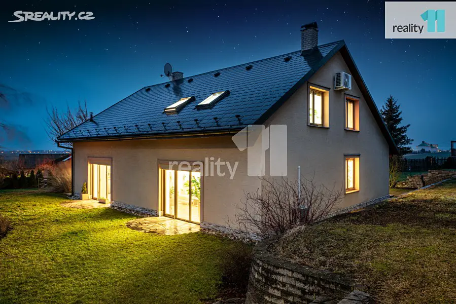 Prodej  rodinného domu 250 m², pozemek 2 158 m², Dobrovice - Úherce, okres Mladá Boleslav