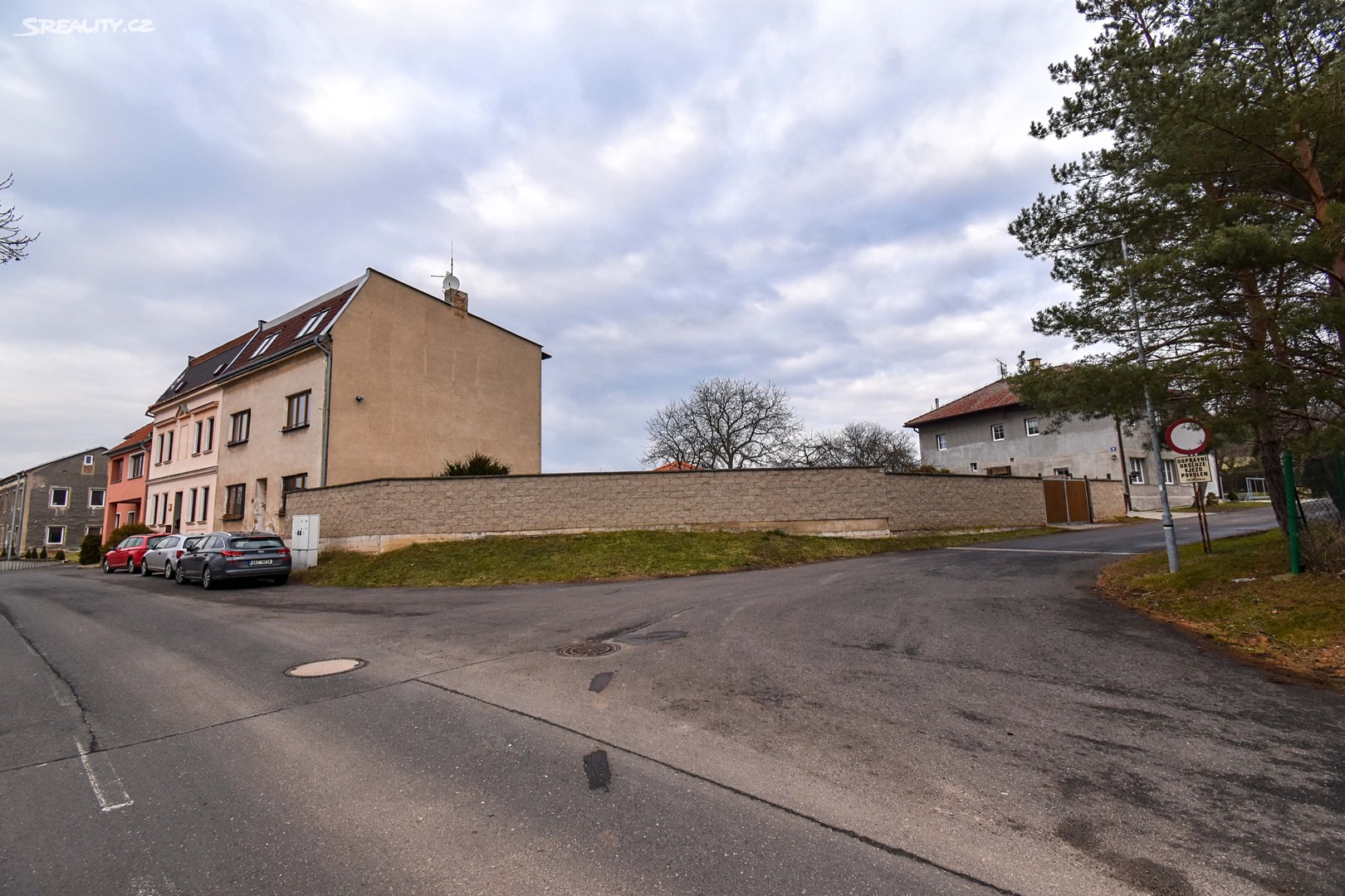 Prodej  rodinného domu 240 m², pozemek 953 m², Modlany - Suché, okres Teplice