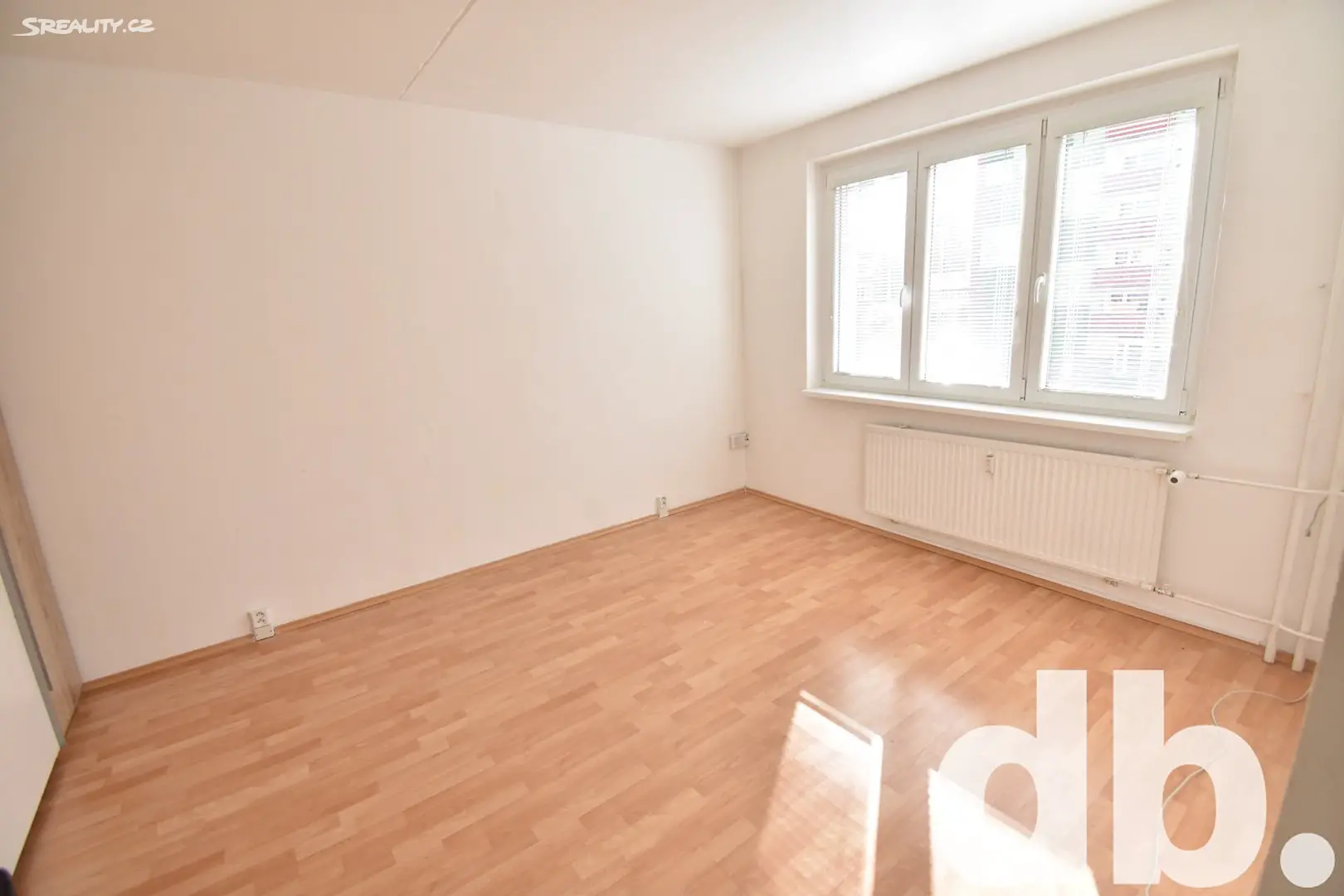 Pronájem bytu 2+kk 36 m², Úvalská, Karlovy Vary - Drahovice