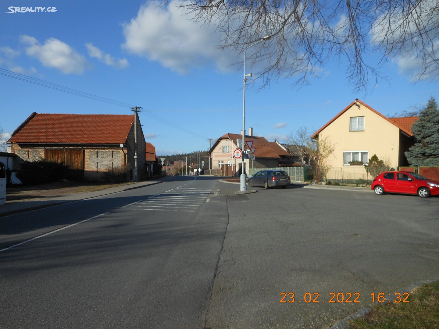 Prodej  stavebního pozemku 4 000 m², Jaroslav, okres Pardubice