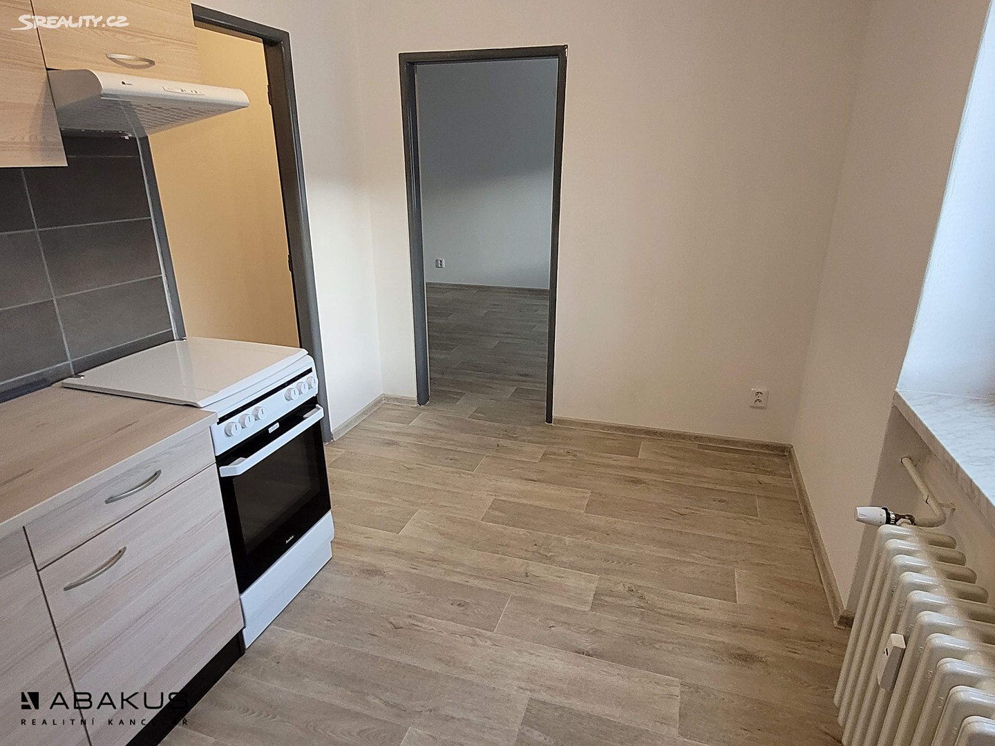 Pronájem bytu 1+1 30 m², Sukova, Plzeň - Jižní Předměstí