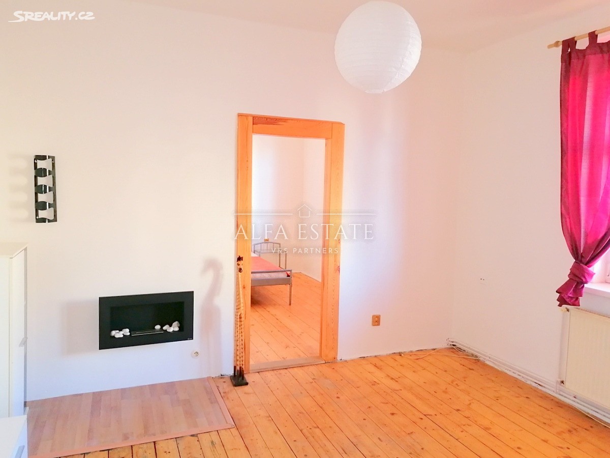 Pronájem bytu 2+1 40 m², Borová, Karlovy Vary - Rybáře