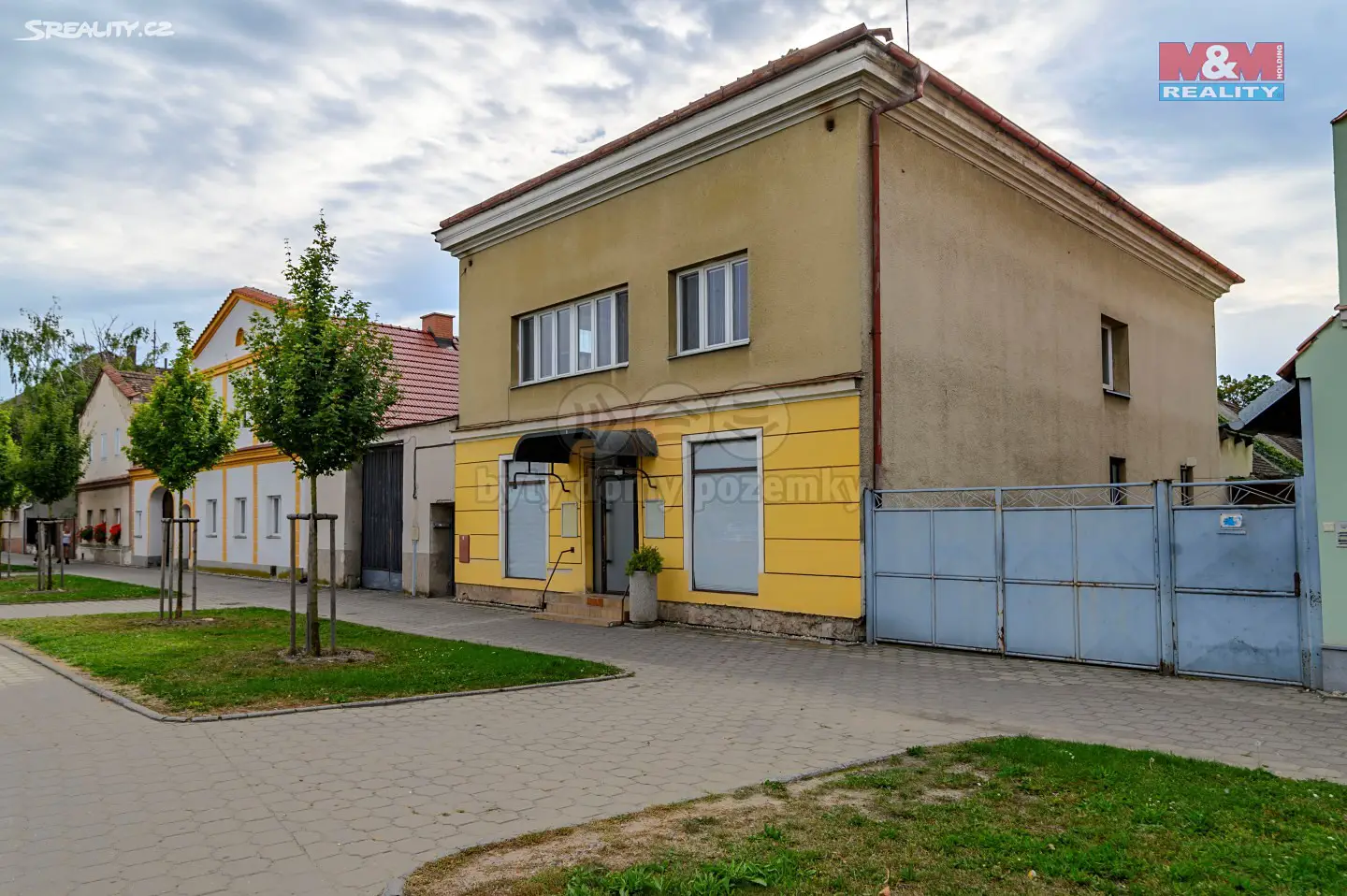 Prodej  rodinného domu 352 m², pozemek 2 078 m², náměstí T. G. Masaryka, Dašice