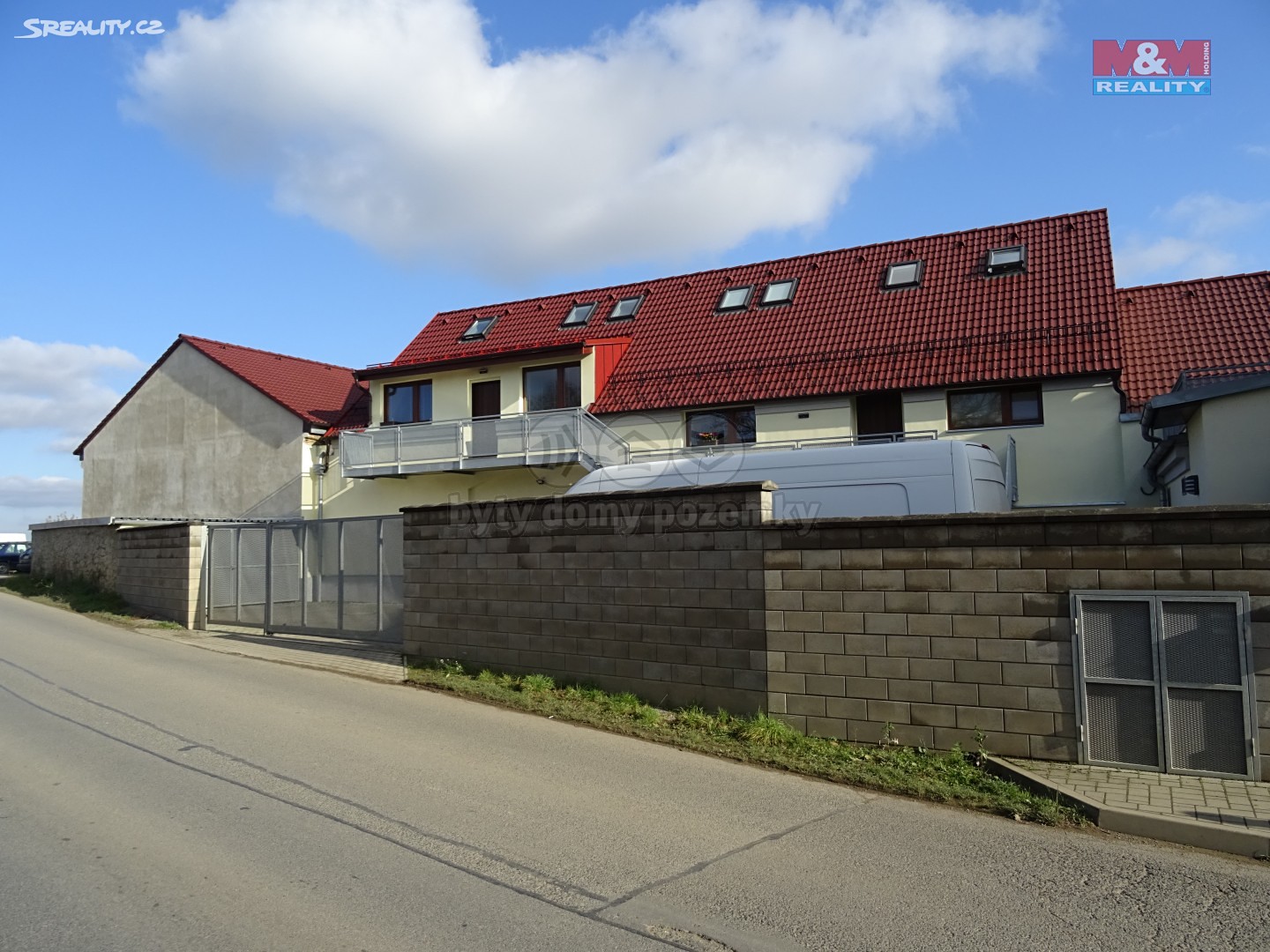 Pronájem bytu 2+kk 43 m², Karla IV., Vysoký Újezd - Kuchař