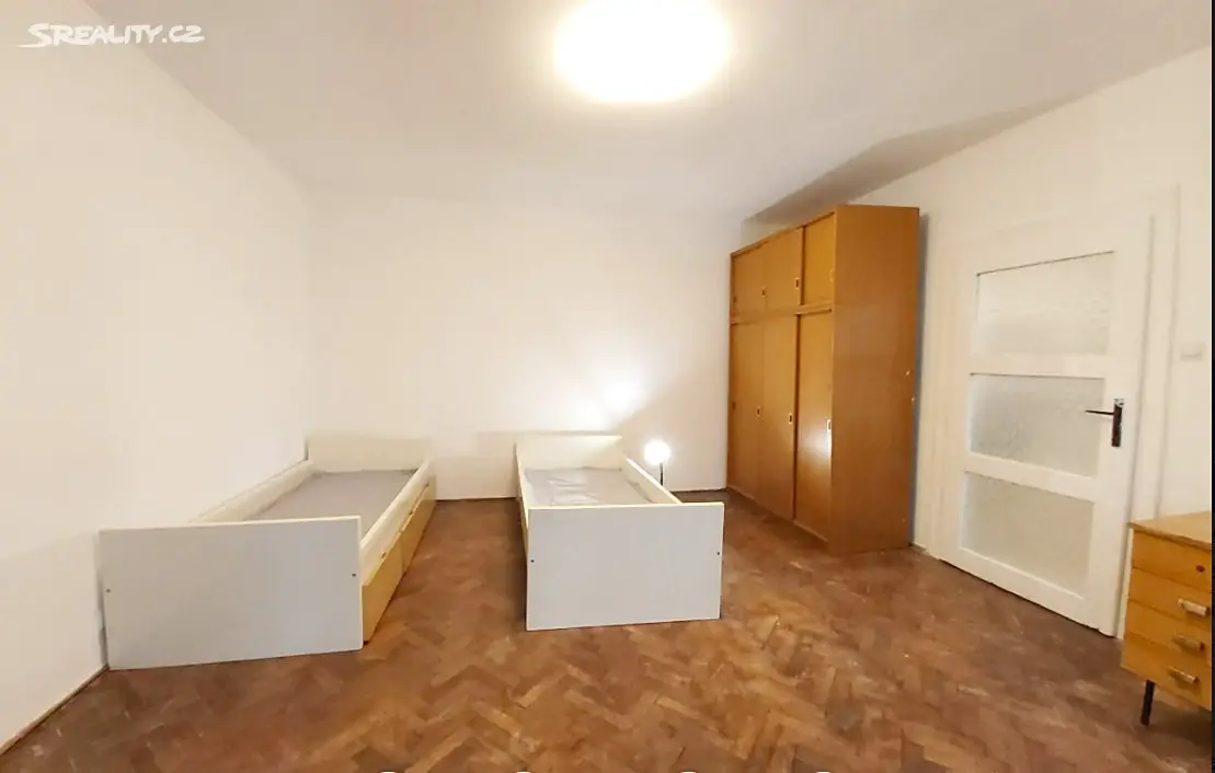 Prodej bytu 1+1 46 m², Koněvova, Praha 3 - Žižkov