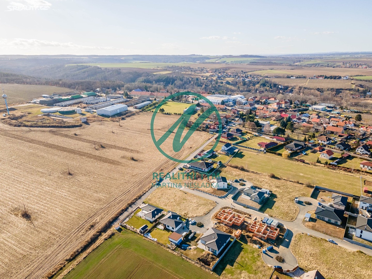 Prodej  stavebního pozemku 915 m², Tuchoraz, okres Kolín