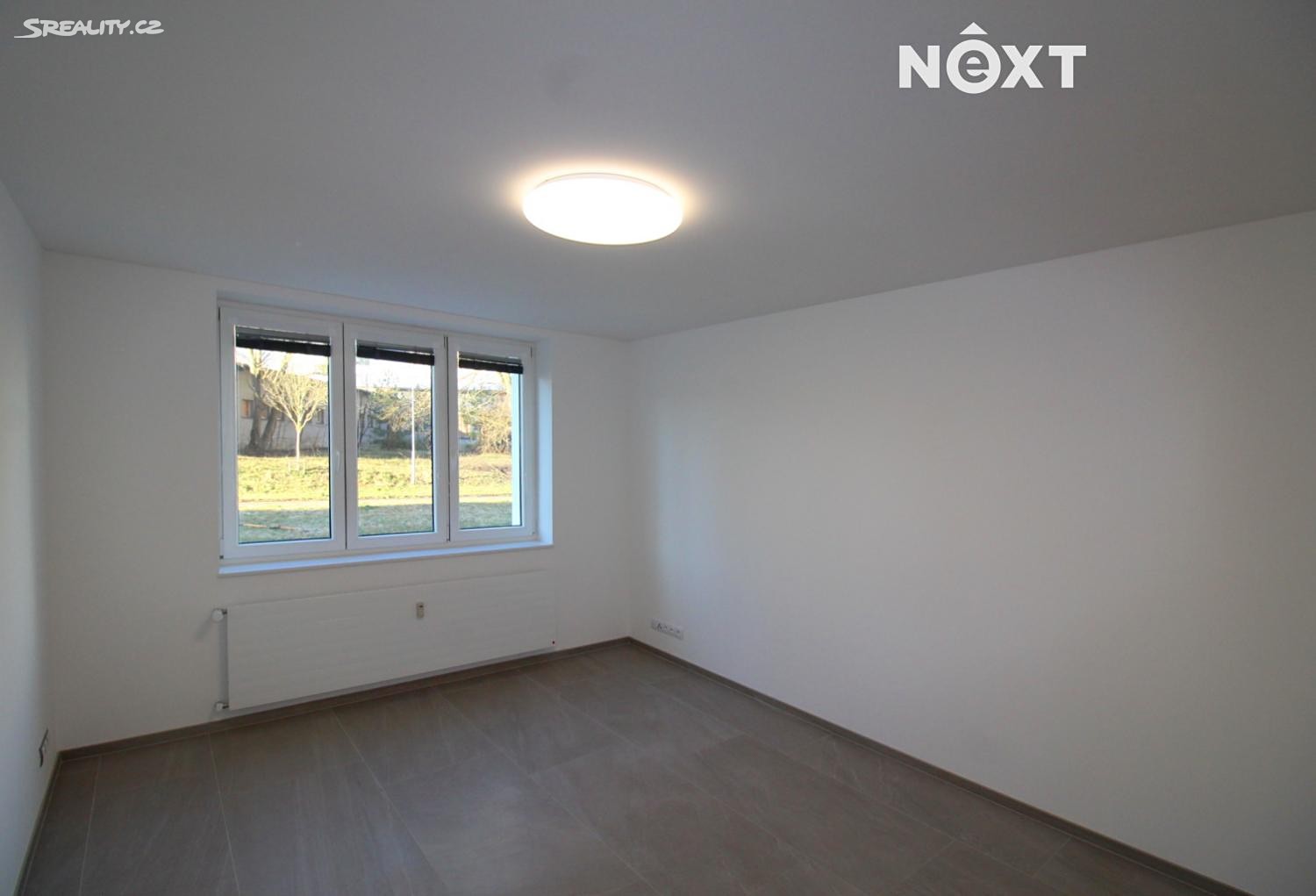 Pronájem bytu 2+1 63 m², Závodu míru, Karlovy Vary - Stará Role