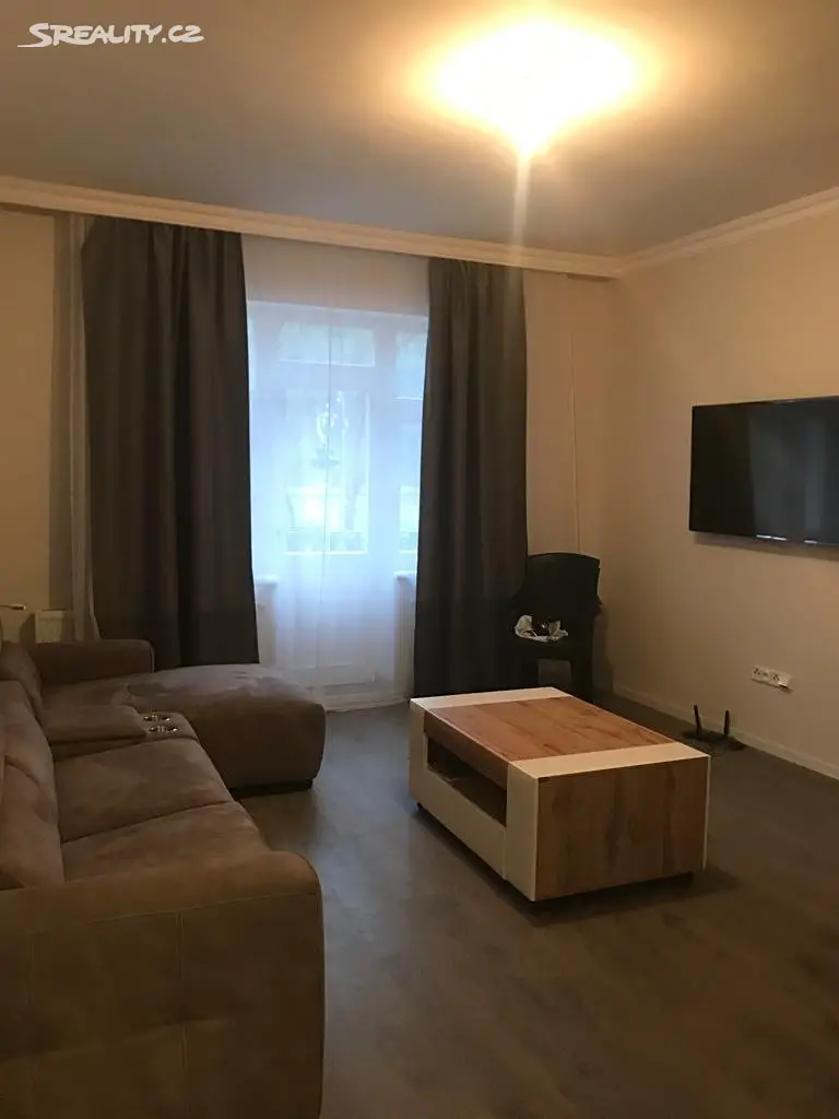Prodej bytu 3+1 86 m², Škroupova, Karlovy Vary