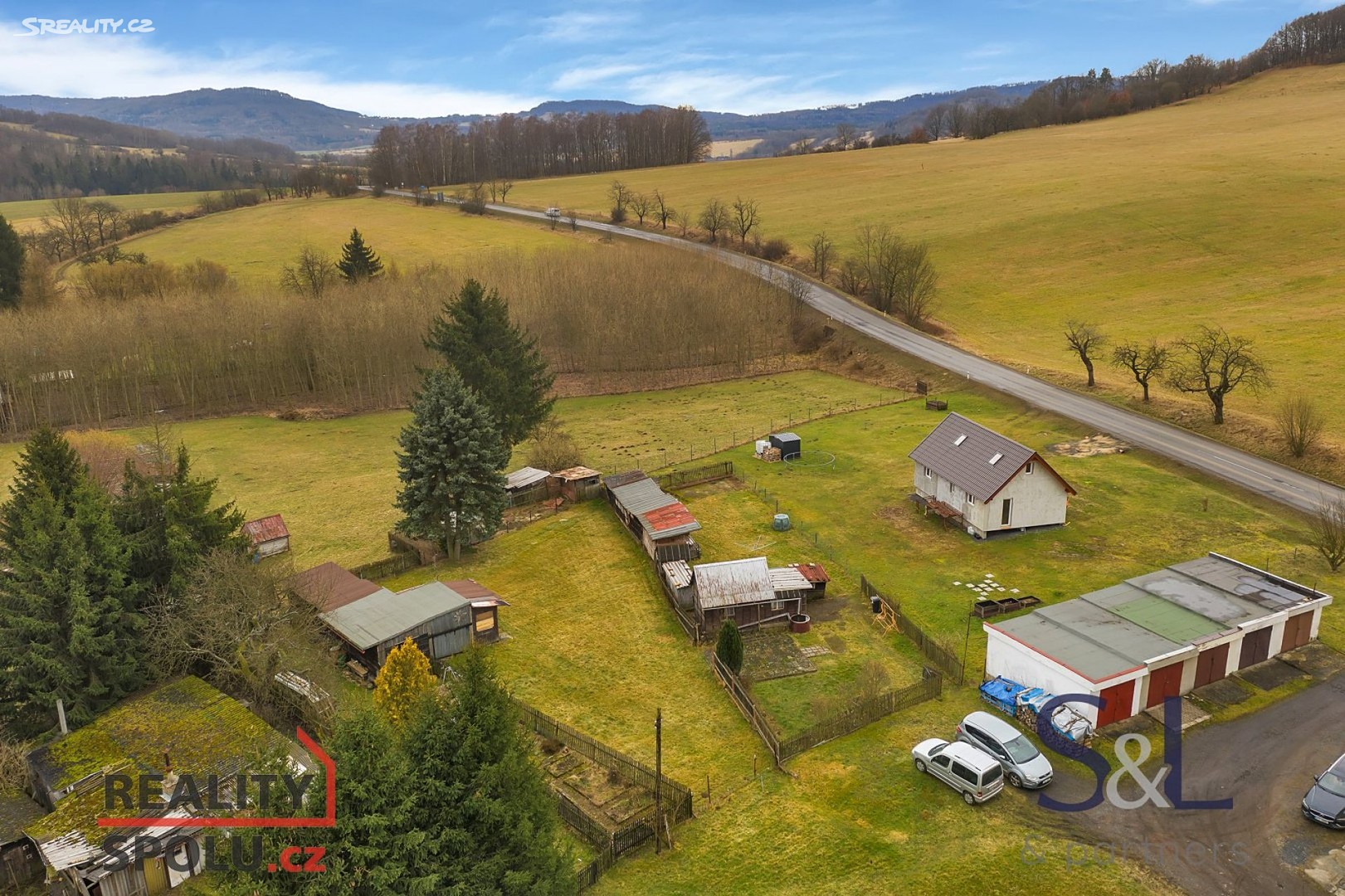 Prodej  stavebního pozemku 1 180 m², Velká Bukovina, okres Děčín