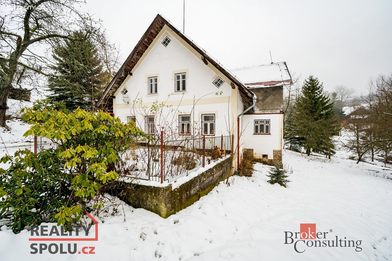 Prodej  rodinného domu 355 m², pozemek 4 972 m², Zlatá Olešnice, okres Jablonec nad Nisou