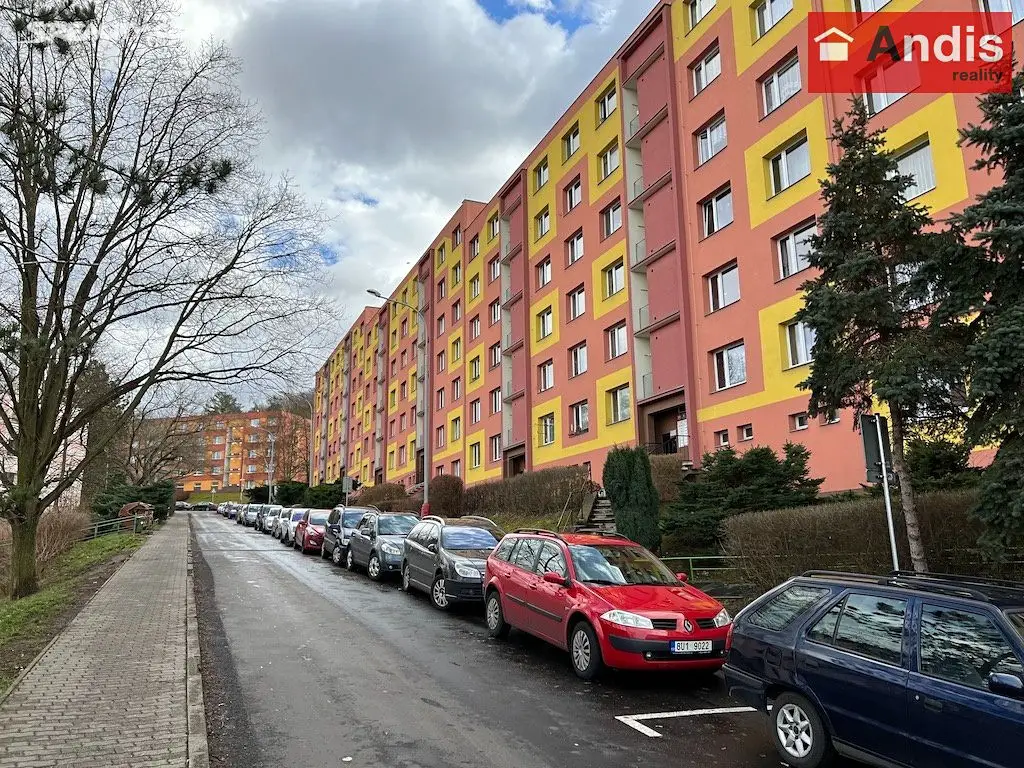Pronájem bytu 2+1 59 m² (Podkrovní), Tolstého, Ústí nad Labem - Střekov