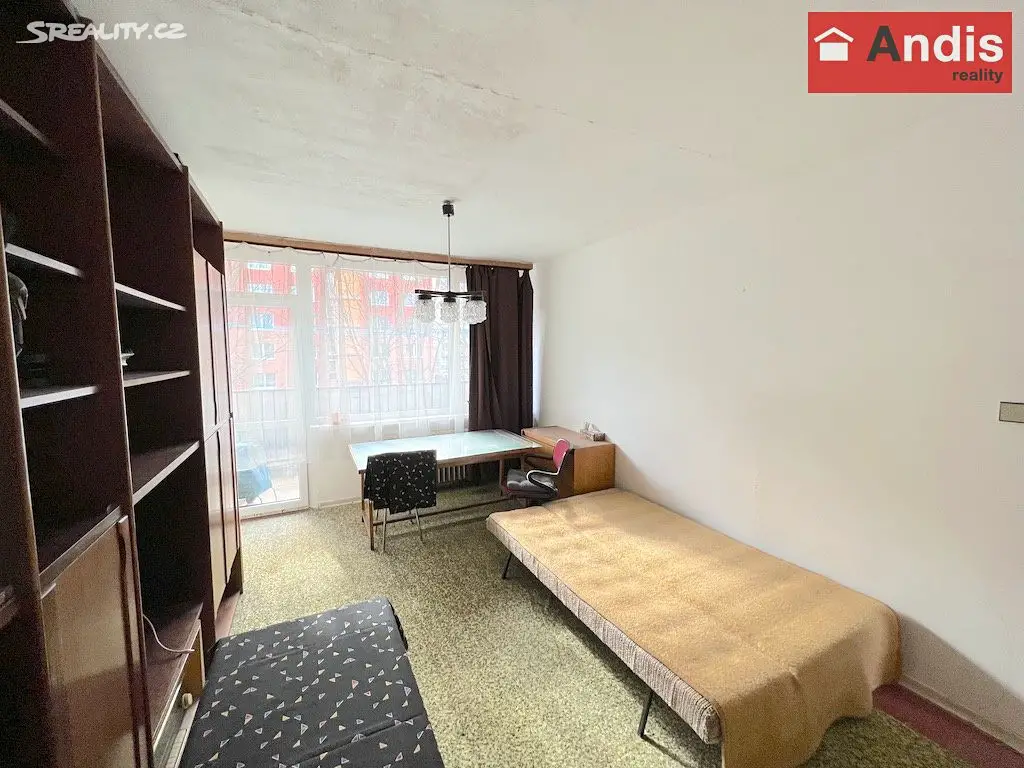 Pronájem bytu 2+1 59 m² (Podkrovní), Tolstého, Ústí nad Labem - Střekov