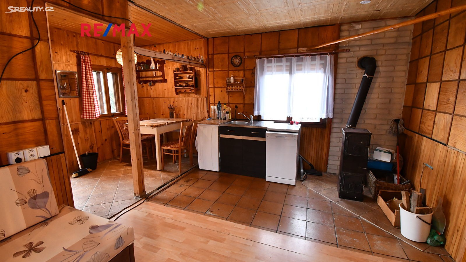 Prodej  chaty 21 m², pozemek 825 m², Borohrádek, okres Rychnov nad Kněžnou