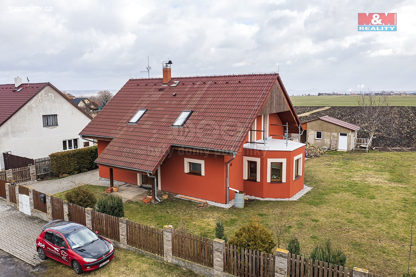 Prodej  rodinného domu 186 m², pozemek 189 m², Pesvice, okres Chomutov