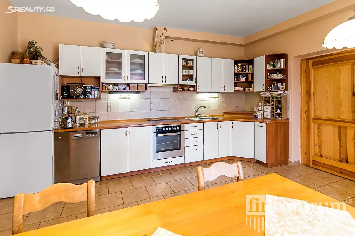 Prodej  rodinného domu 325 m², pozemek 514 m², Provodov-Šonov - Provodov, okres Náchod
