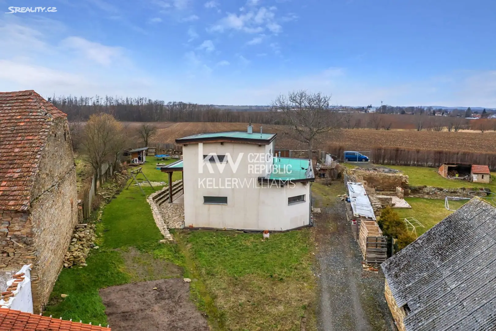 Prodej  rodinného domu 170 m², pozemek 1 534 m², Bečváry - Poďousy, okres Kolín