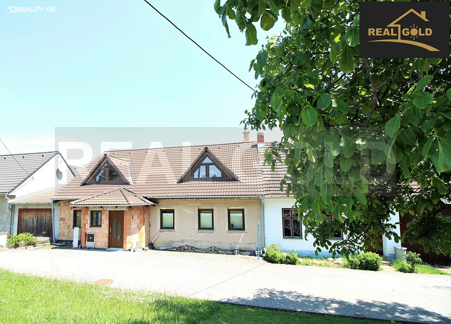 Prodej  rodinného domu 214 m², pozemek 418 m², Horní Dubňany, okres Znojmo