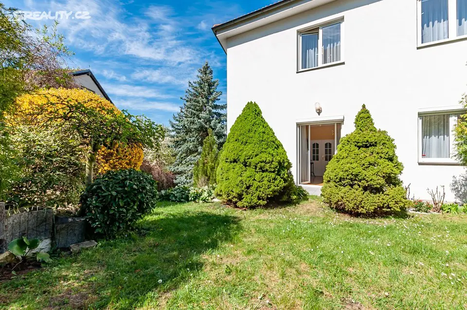 Prodej  rodinného domu 251 m², pozemek 316 m², Srázná, Praha 4 - Braník