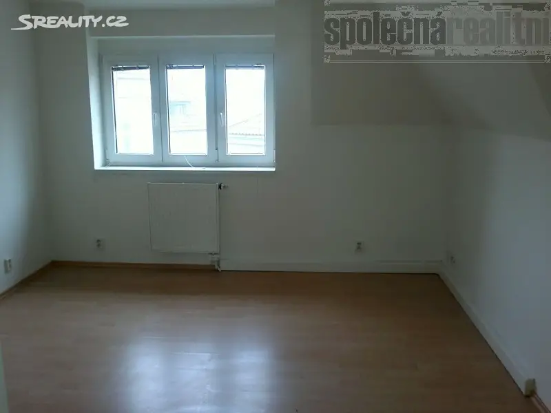 Pronájem bytu 2+1 55 m², Na dědinách, Praha 4 - Michle