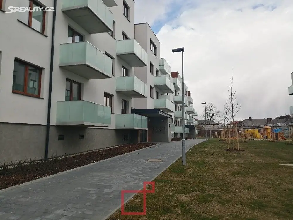 Pronájem bytu 2+kk 46 m², Třída Jiřího Pelikána, Olomouc - Nová Ulice