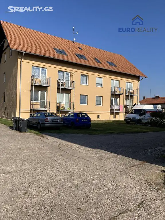 Pronájem bytu 3+1 64 m², Vlkavská, Loučeň