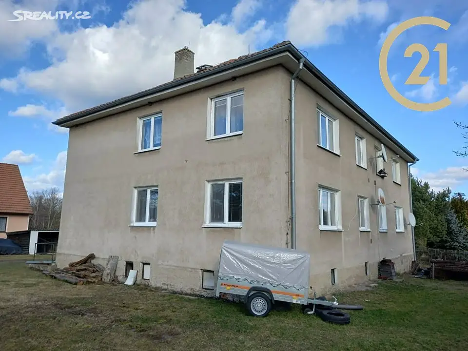 Prodej bytu 3+1 85 m², Dobřeň, okres Mělník