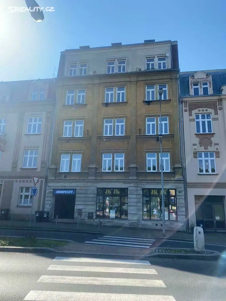 Prodej bytu 3+kk 82 m², nám. 17. listopadu, Karlovy Vary - Rybáře
