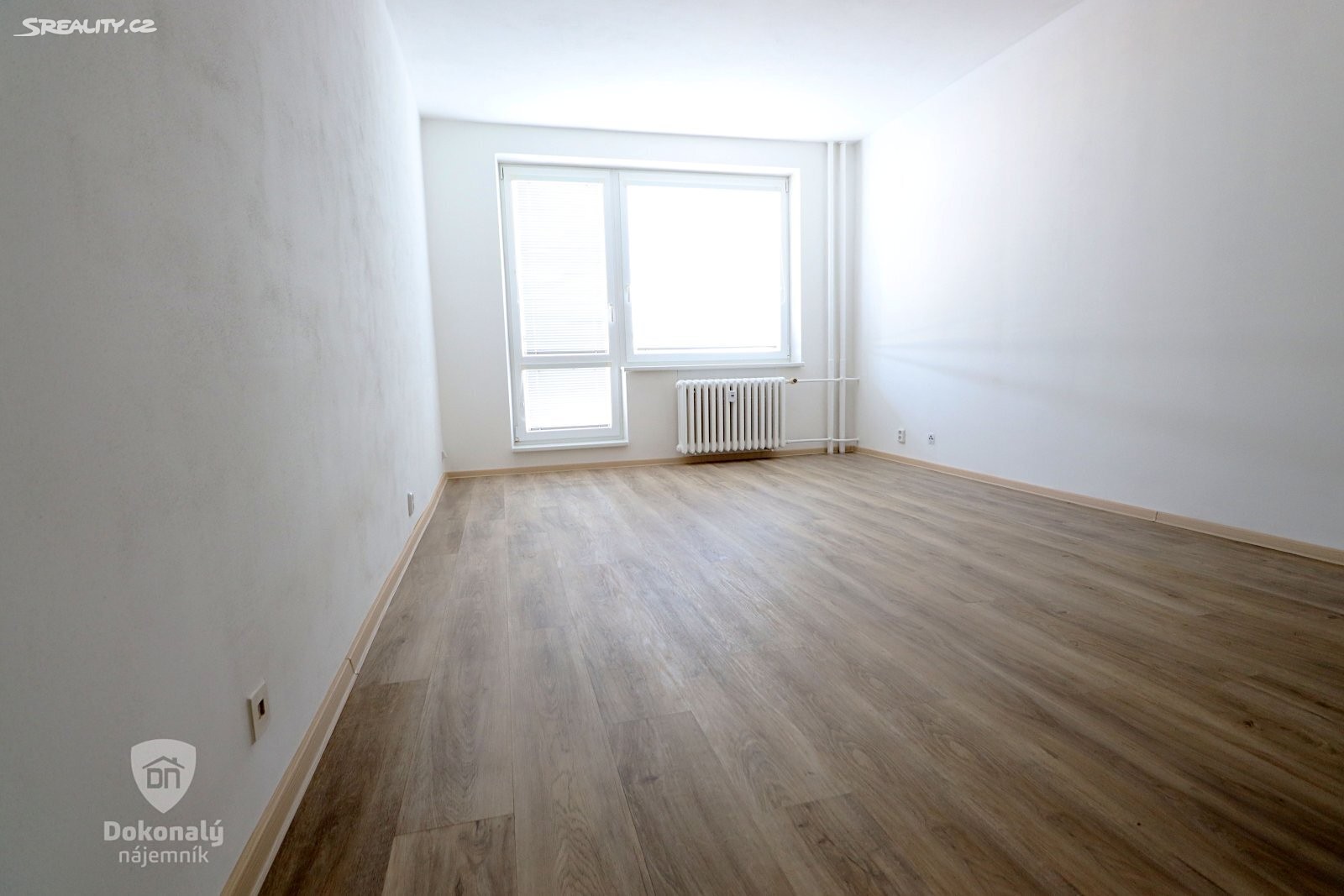 Pronájem bytu 1+kk 27 m², Černého, Praha 8 - Střížkov