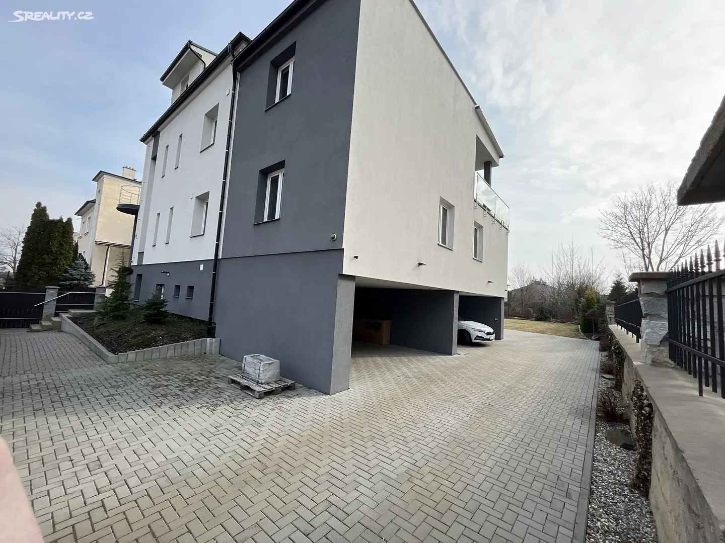 Pronájem bytu 2+kk 55 m², tř. Míru, Olomouc - Neředín