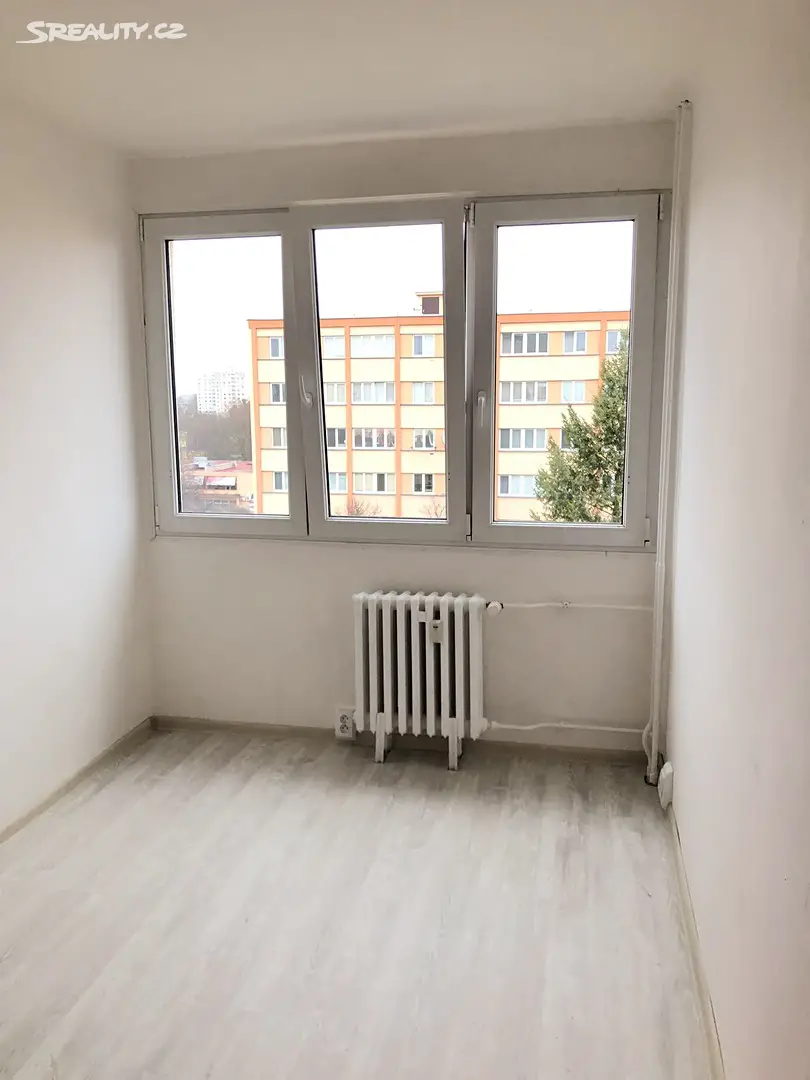 Pronájem bytu 4+1 73 m², Ohrazenická, Pardubice - Polabiny