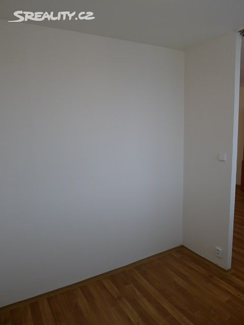 Pronájem bytu 1+kk 39 m², Křivá, Praha 3 - Žižkov