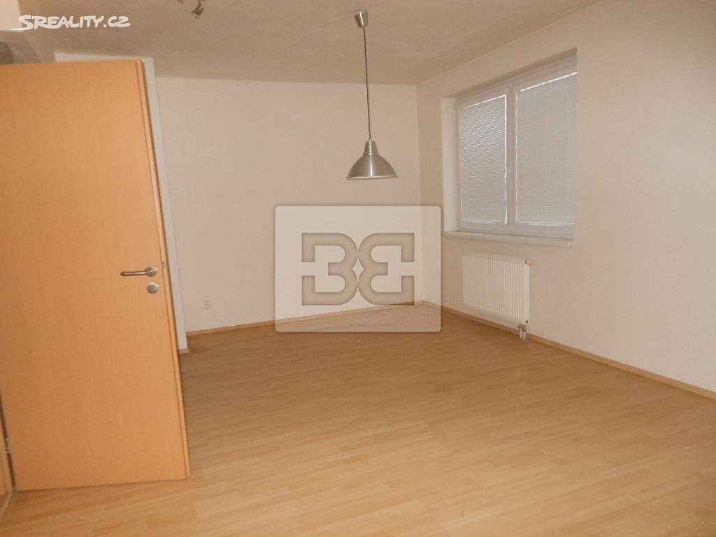 Prodej bytu 1+kk 36 m², Radniční, Most