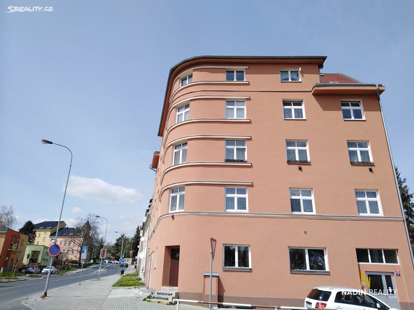 Prodej bytu 2+1 46 m², Kpt. Jaroše, Karlovy Vary - Dvory