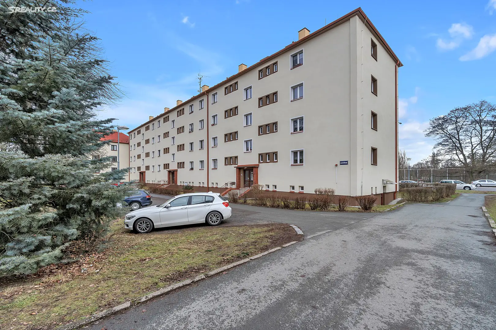 Prodej bytu 3+1 73 m², Uzavřená, Hradec Králové