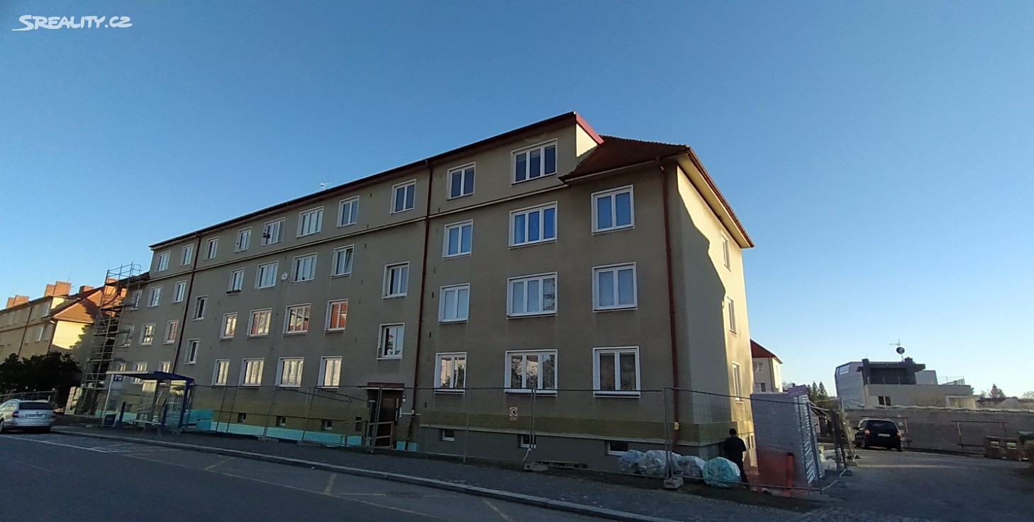 Prodej bytu 3+1 71 m², Krále Jiřího z Poděbrad, Strakonice - Strakonice I