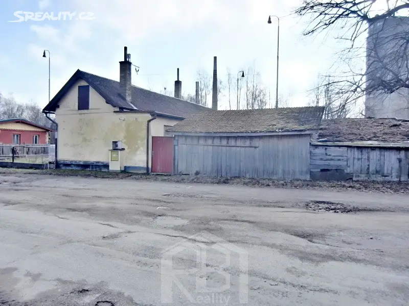 Prodej  rodinného domu 353 m², pozemek 327 m², Jarošov nad Nežárkou, okres Jindřichův Hradec