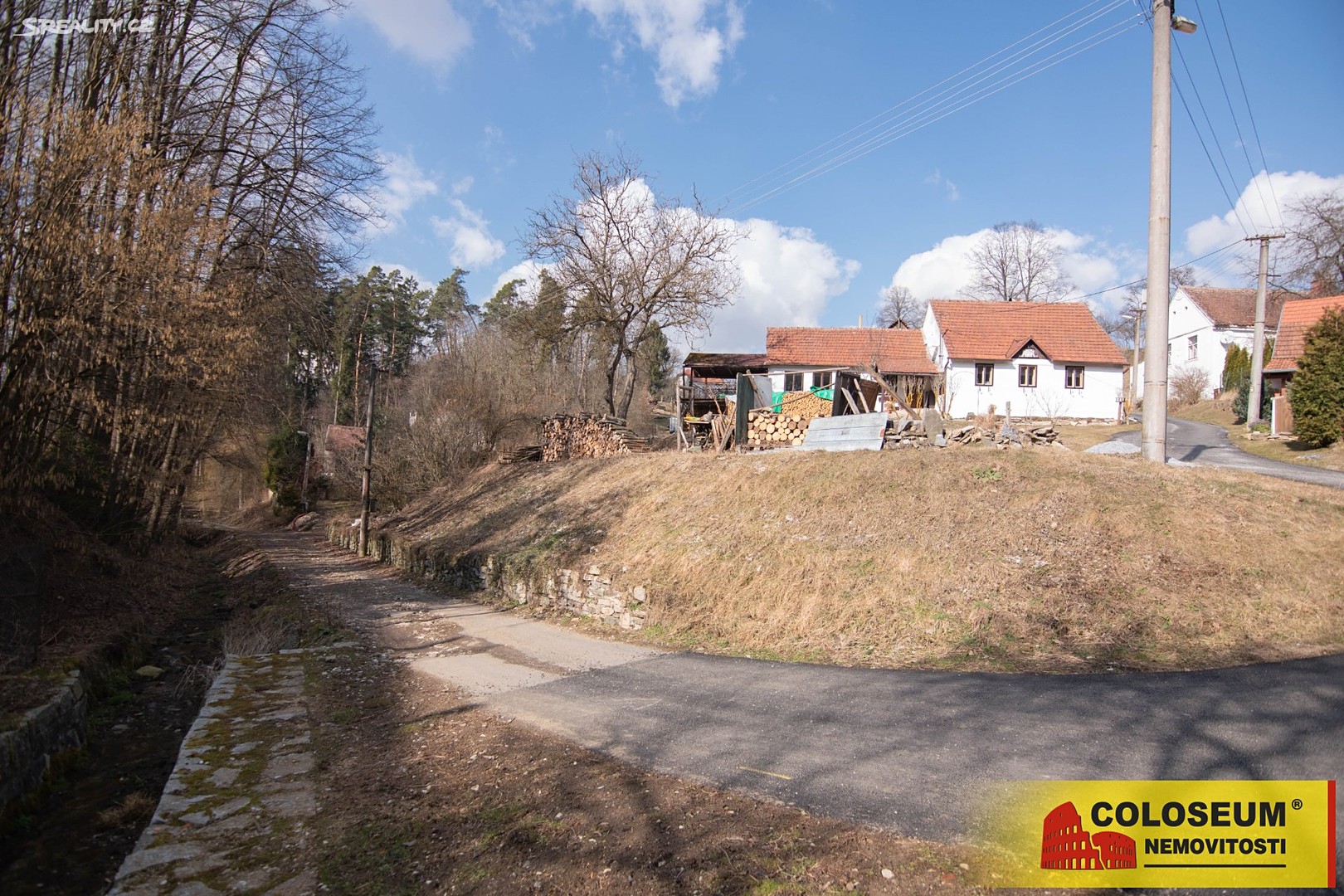 Prodej  stavebního pozemku 527 m², Zblovice, okres Znojmo