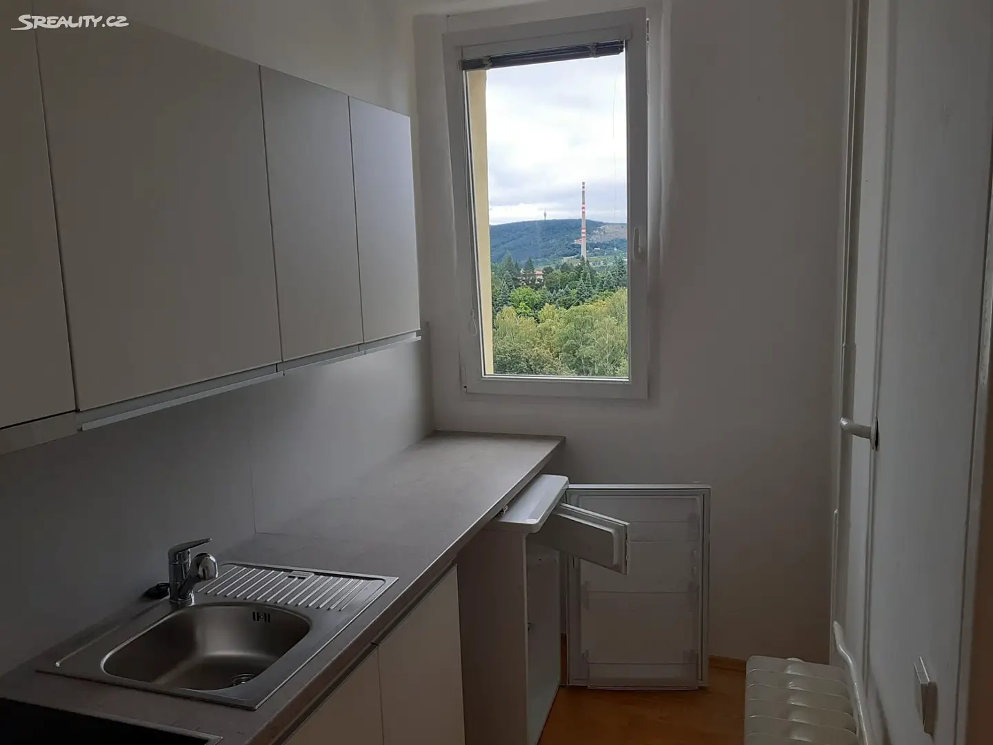Pronájem bytu 1+1 30 m², Brno - Lesná, okres Brno-město