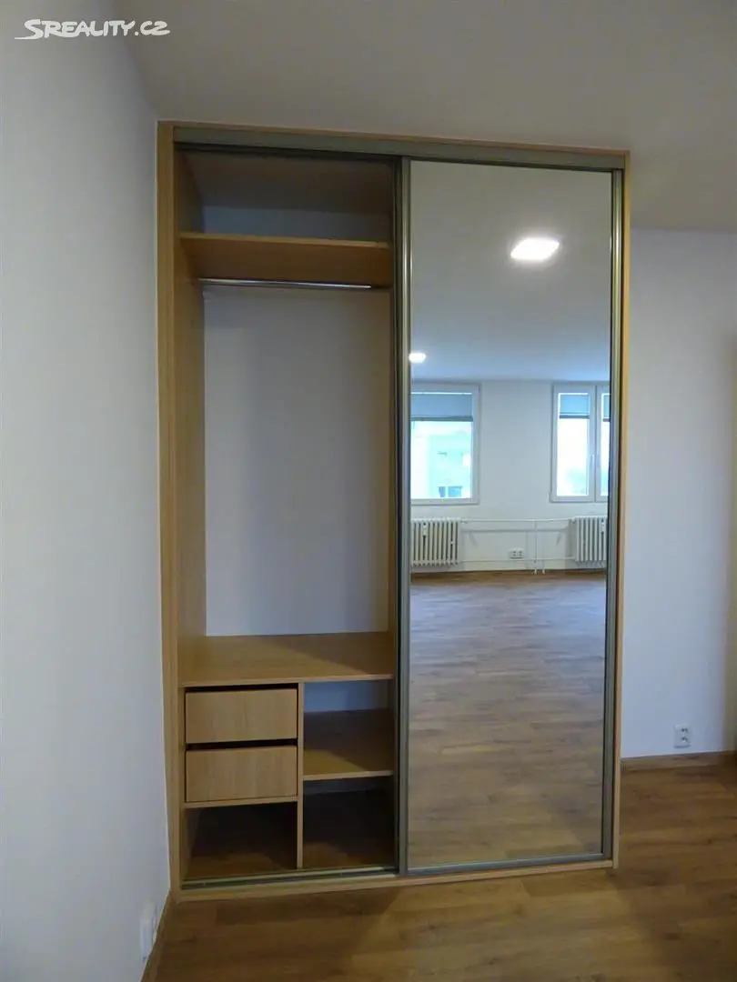 Pronájem bytu 1+1 30 m², Kojetická, Neratovice