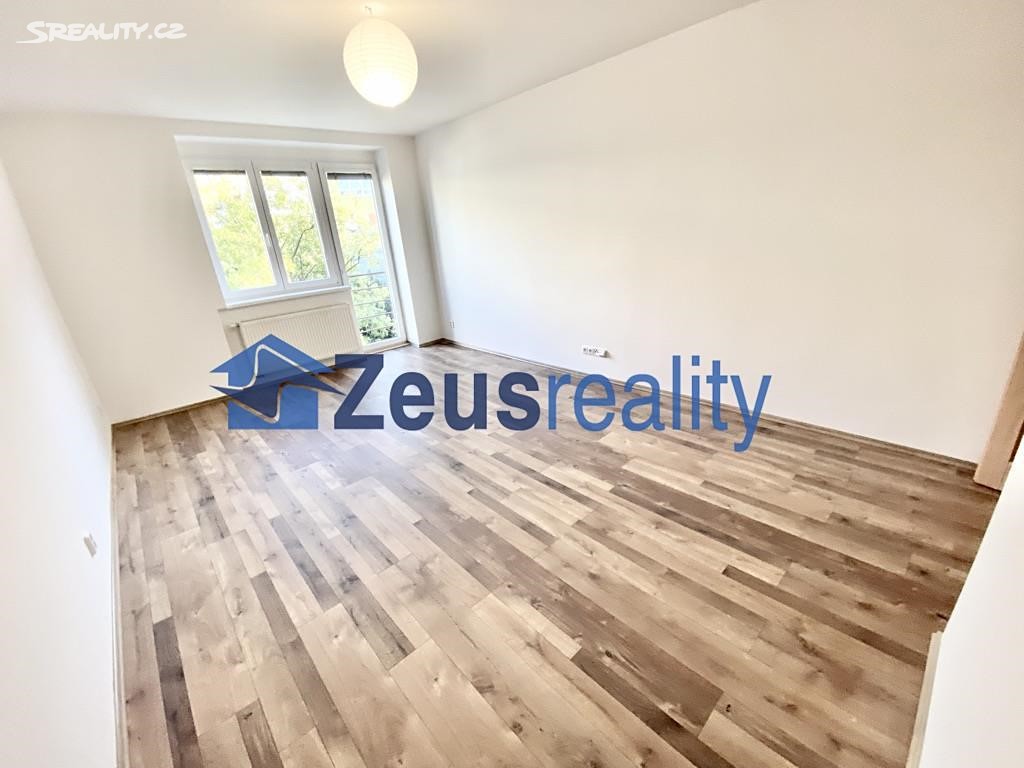 Pronájem bytu 1+1 58 m², Zdaru, Praha 4 - Nusle