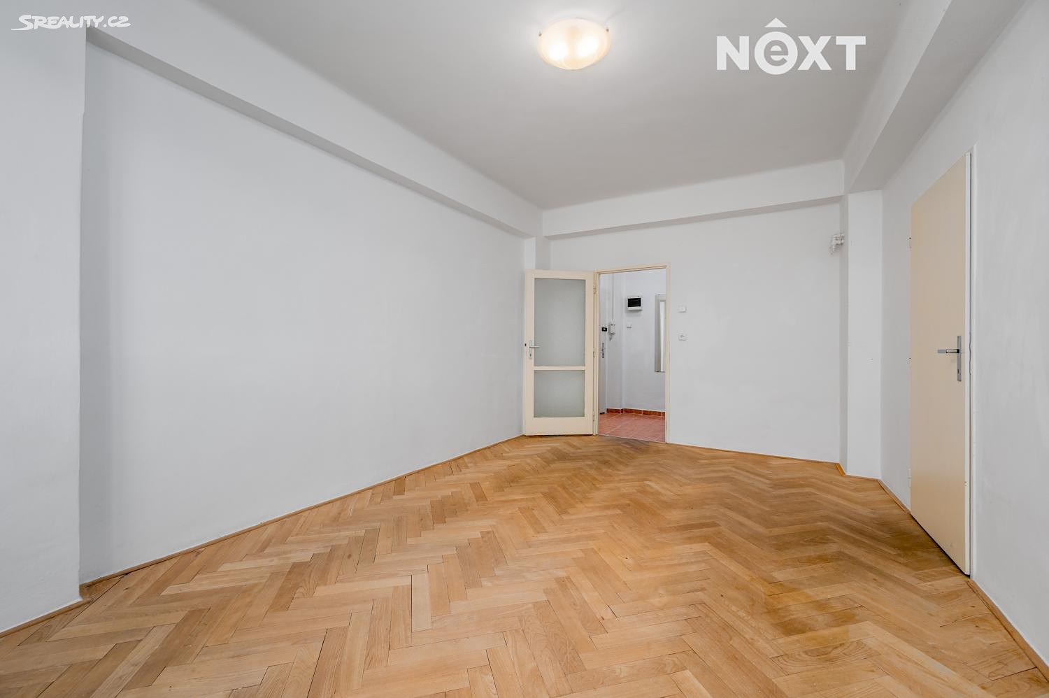 Pronájem bytu 1+1 40 m², Za Hládkovem, Praha 6 - Střešovice