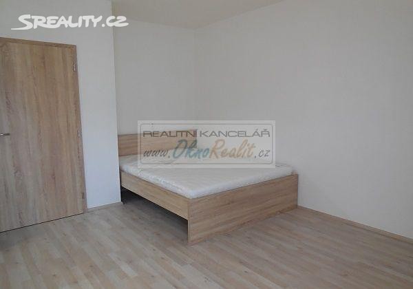 Pronájem bytu 1+kk 30 m², Tilhonova, Brno - Slatina