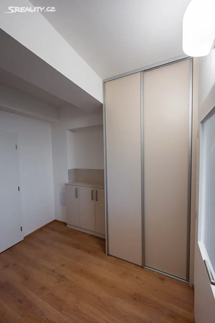 Pronájem bytu 2+kk 45 m², Masarykovo nám., Uherský Brod