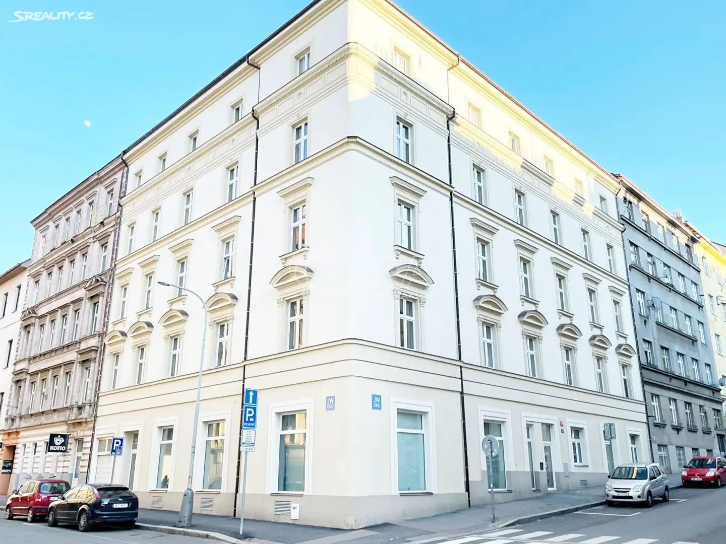 Pronájem bytu 4+kk 180 m² (Mezonet), Heydukova, Praha 8 - Libeň
