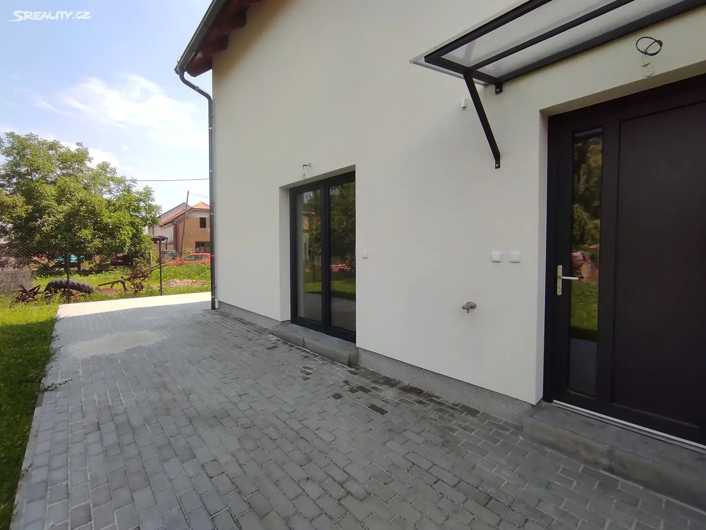Pronájem  rodinného domu 94 m², pozemek 230 m², Záryby, okres Praha-východ